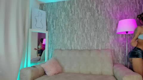 Miss Veronica dussan  Tw Veronicasm     IG Ashveronica  online show from 04/24/26, 11:51