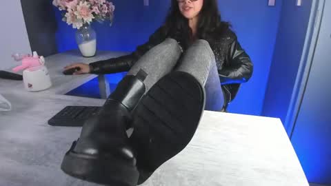 Veronica online show from 05/06/26, 09:53