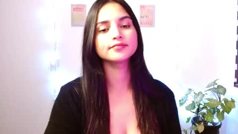 VeronicaFire online show from 11/21/25, 02:43
