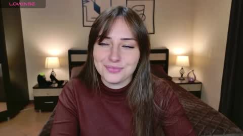 Snapshot of veronicafreman chatting on 09/29/25, 05:01 Veronica online show from 09/29/25, 05:01