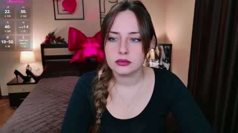 Snapshot of veronicafreman chatting on 02/26/26, 05:45 Veronica online show from 02/26/26, 05:45