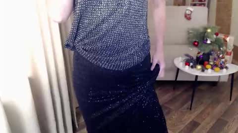 Snapshot of veronicagilbert chatting on 12/28/24, 08:48 Helen online show from 12/28/24, 08:48