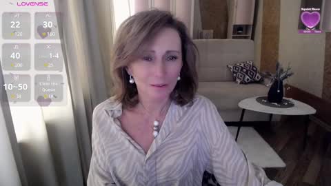 Snapshot of veronicagilbert chatting on 02/12/25, 08:16 Helen online show from 02/12/25, 08:16