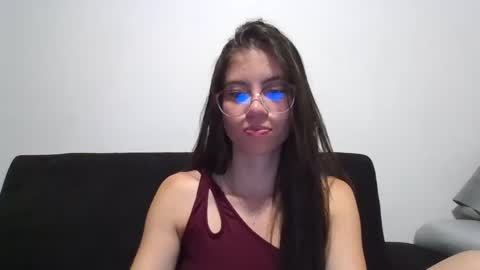 Snapshot of veronicamiller22 chatting on 02/23/25, 01:02 Veronica Miller online show from 02/23/25, 01:02