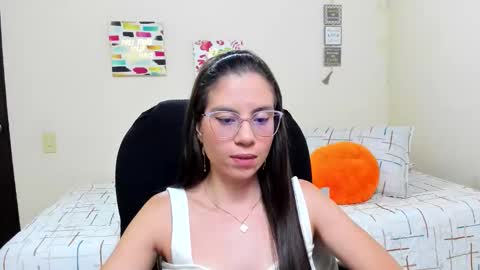 Snapshot of veronicamiller22 chatting on 09/14/25, 02:44 Veronica Miller online show from 09/14/25, 02:44