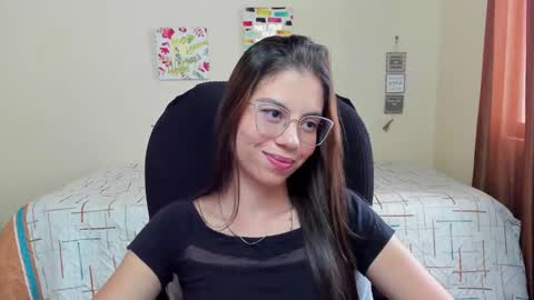 Snapshot of veronicamiller22 chatting on 09/25/25, 08:12 Veronica Miller online show from 09/25/25, 08:12