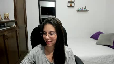 Veronica Miller online show from 05/12/26, 02:19