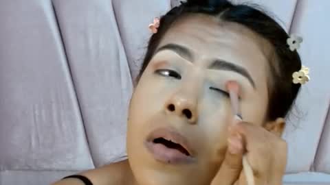 Veronica Robles online show from 10/29/25, 07:59