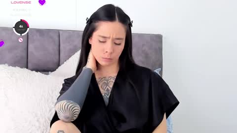 VeronicaTonu online show from 02/23/25, 06:56