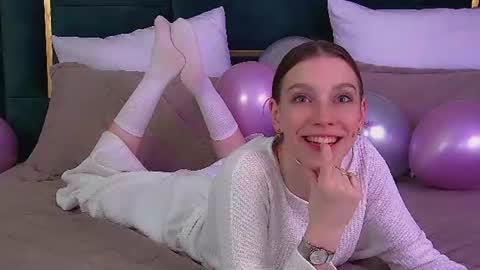 Veronica online show from 06/12/26, 06:40