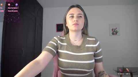 Snapshot of veronika__winslow_ chatting on 09/21/25, 05:20 Vero online show from 09/21/25, 05:20