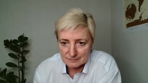 Snapshot of verony_ chatting on 03/07/25, 05:38 verony_ online show from 03/07/25, 05:38