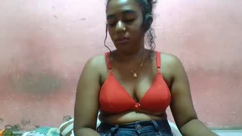 verronique1511 online show from 02/09/25, 10:53