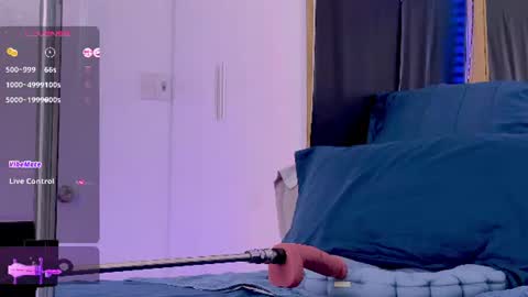 Snapshot of vers_gay chatting on 08/06/26, 07:43 Ethan online show from 08/06/26, 07:43