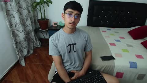 versatileguuy online show from 09/17/25, 02:02