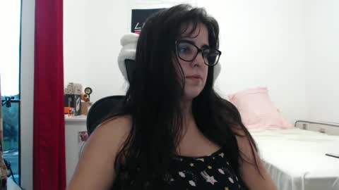 Snapshot of veruca99 chatting on 03/26/26, 09:09 veruca99 online show from 03/26/26, 09:09