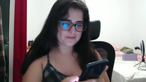 Snapshot of veruca99 chatting on 03/29/26, 10:21 veruca99 online show from 03/29/26, 10:21