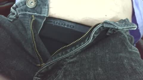 Erik online show from 09/11/25, 07:08