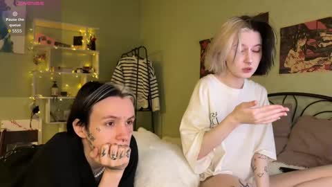 veryraretwins online show from 10/05/25, 10:40