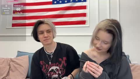 Snapshot of veryraretwins chatting on 01/08/26, 10:01 veryraretwins online show from 01/08/26, 10:01