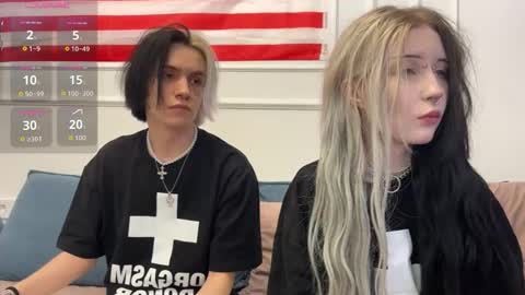 Snapshot of veryraretwins chatting on 03/21/26, 11:52 veryraretwins online show from 03/21/26, 11:52