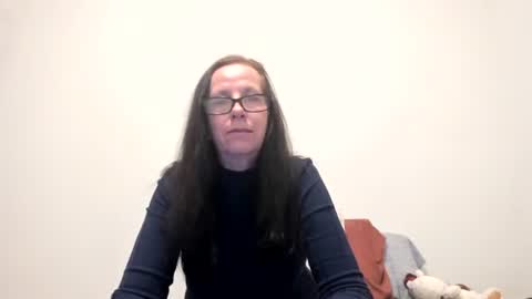 Snapshot of verysassypeachgoddess chatting on 01/12/26, 04:07 verysassypeachgoddess online show from 01/12/26, 04:07