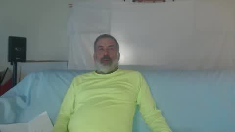 Snapshot of veryveryhairmanindenver chatting on 05/04/26, 11:45 hairy man online show from 05/04/26, 11:45