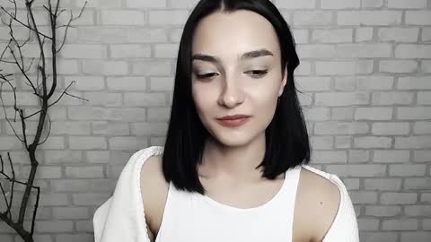 Ana online show from 02/20/25, 10:05