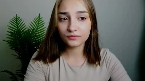 Ana online show from 11/23/25, 02:17