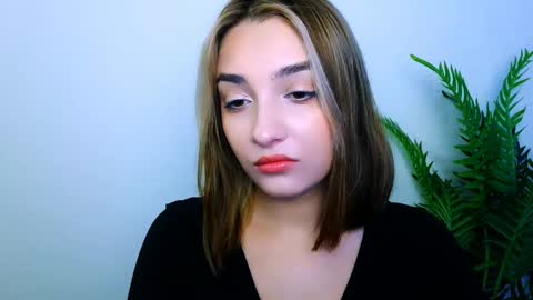 Snapshot of veryveryshygirl chatting on 12/23/25, 07:17 Ana online show from 12/23/25, 07:17