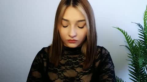 Snapshot of veryveryshygirl chatting on 03/08/26, 10:30 Ana online show from 03/08/26, 10:30