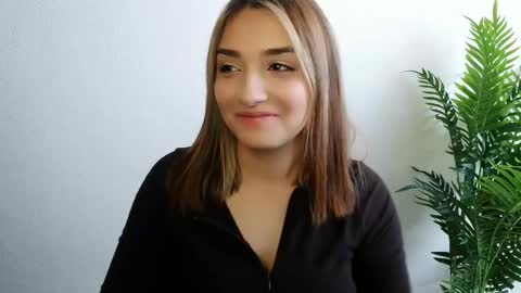Snapshot of veryveryshygirl chatting on 03/29/26, 12:16 Ana online show from 03/29/26, 12:16