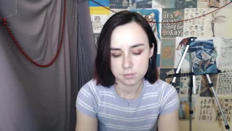 veryveryvery_shy online show from 01/04/25, 09:54