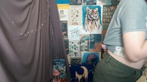 veryveryvery_shy online show from 02/02/25, 12:35