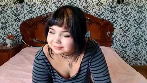 Snapshot of vesper_lynn chatting on 08/09/26, 01:16 vesper_lynn online show from 08/09/26, 01:16