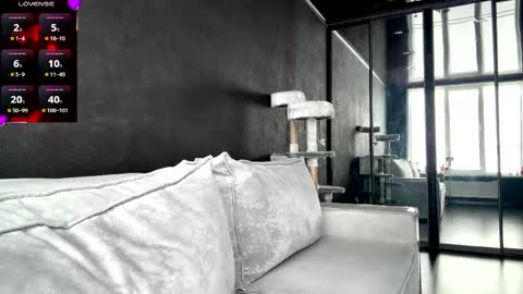 Snapshot of vestaszanto chatting on 06/08/26, 02:28 Esta online show from 06/08/26, 02:28