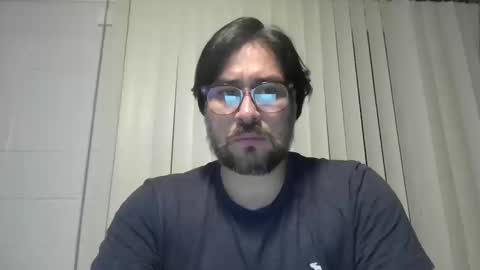 vesturelove online show from 10/14/25, 04:24