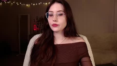 Snapshot of vetta_dey chatting on 01/12/26, 12:05 Iva online show from 01/12/26, 12:05