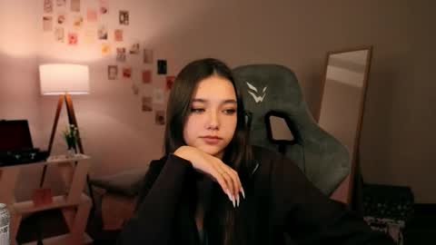 Rachel online show from 11/26/25, 07:37