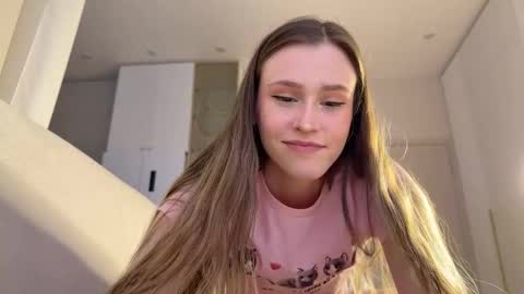 Snapshot of vi_world chatting on 03/08/26, 02:32 Vi online show from 03/08/26, 02:32