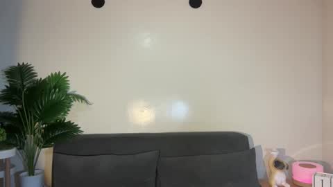 via_olala online show from 09/19/25, 03:56