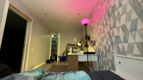 Snapshot of viablossom chatting on 03/31/26, 10:48 viablossom online show from 03/31/26, 10:48