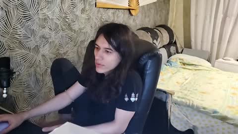 vialeras online show from 12/31/24, 02:29