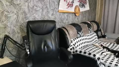 vialeras online show from 02/09/25, 12:28