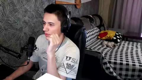 vialeras online show from 02/13/25, 04:22