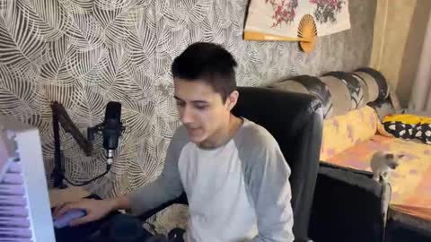 vialeras online show from 02/27/25, 07:34