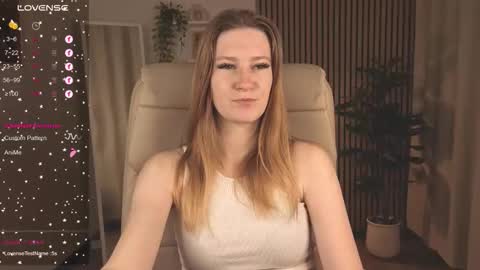 Snapshot of viamltdreamer chatting on 10/09/25, 02:20 viamltdreamer online show from 10/09/25, 02:20