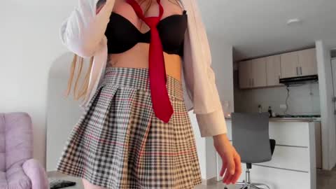 Vianca Cruz online show from 12/06/24, 03:22