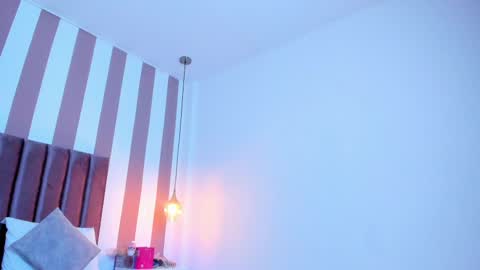 Ariana  online show from 10/07/25, 01:19