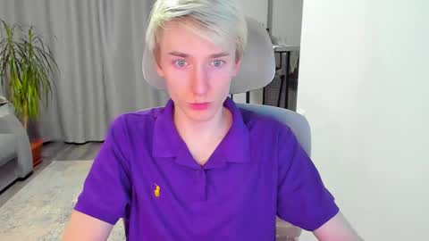 vibemygirl online show from 12/15/25, 11:36